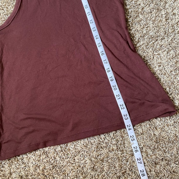 Old Navy Racerback Tank - medium - Picture 3 of 4